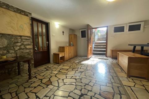 Insel KRK – PUNAT, CHARMANTES STEINHAUS – 100 m VOM MEER ENTFERNT!