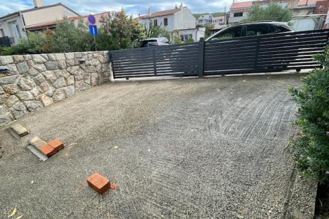 Insel KRK – PUNAT, CHARMANTES STEINHAUS – 100 m VOM MEER ENTFERNT!