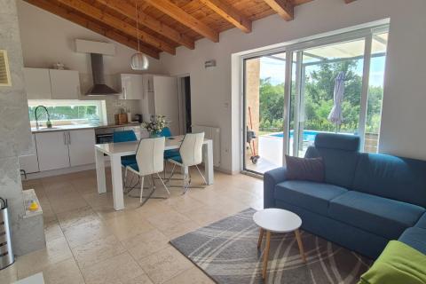 Istra, Sveti Petar u Šumi okolica samostojeća kuća sa okućnicom