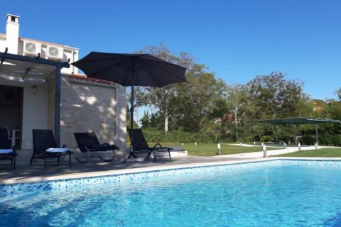 Istra, Sveti Petar u Šumi okolica samostojeća kuća sa okućnicom