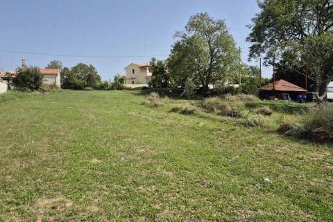 Istra, Svetvinčenat - građevinsko zemljište u centru