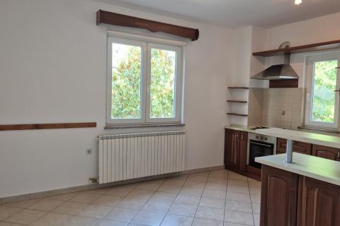 Istra, Žminj okolica - samostojeća kuća sa okućnicom 2 km od Žminja