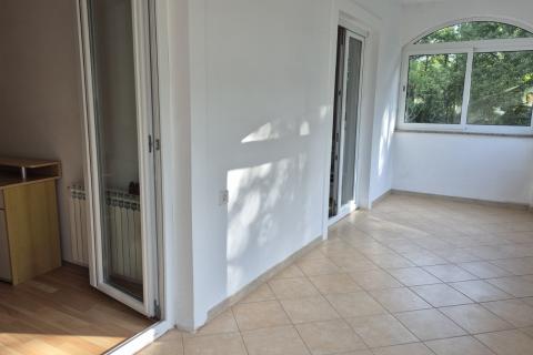 Istra, Žminj okolica - samostojeća kuća sa okućnicom 2 km od Žminja