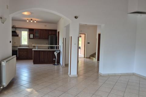 Istra, Žminj okolica - samostojeća kuća sa okućnicom 2 km od Žminja