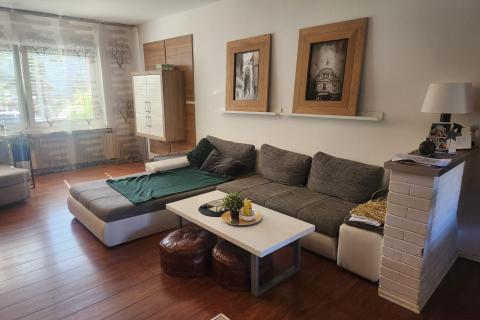 House Kromosovo naselje, Velika Gorica, 222m2