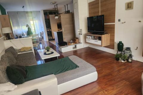 House Kromosovo naselje, Velika Gorica, 222m2