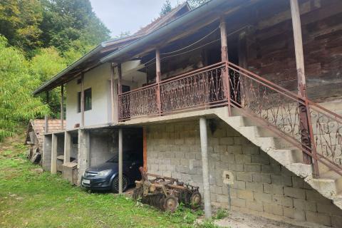 Pokupsko,  autohtona kuća 143 m2