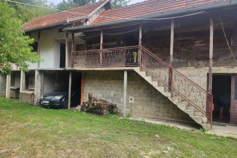 Pokupsko,  autohtona kuća 143 m2