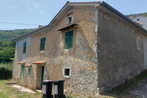 BRSEČ, starina za adaptaciju sa pogledom, 220 m2