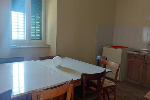 BRSEČ, starina za adaptaciju sa pogledom, 220 m2