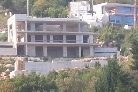 OPATIJA - MEDVEJA - Samostojeća kuća u izgradnji sa bazenom