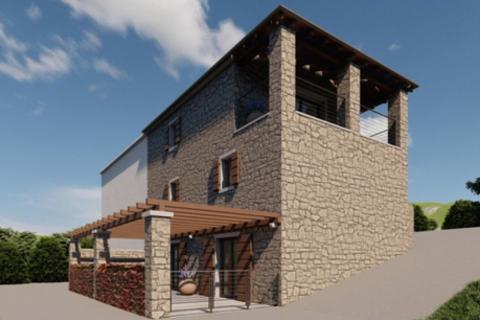 Istra,Momjan,okolica-Renovirana kuća s pogledom na more