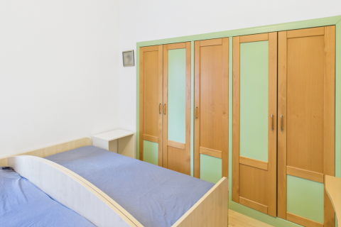 ISTRIA, ŽMINJ – Appartamento con giardino, cucina estiva e cantina