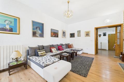 Istra,Pula - gospodski stan u austrougarskoj vili