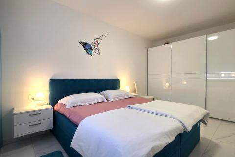 Istra,Umag-Luksuzni stan u prizemlju novogradnje