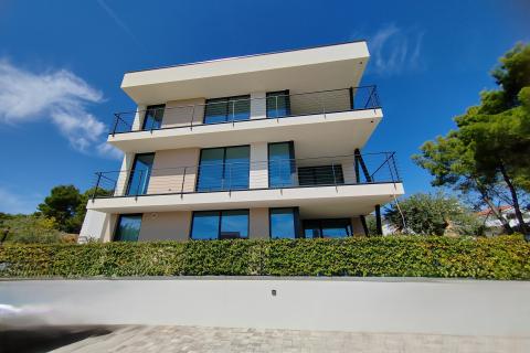 OTOK KRK-GRAD KRK apartman za prodaju u novogradnji 400 metara do mora