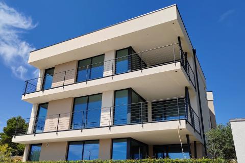 OTOK KRK-GRAD KRK apartman za prodaju u novogradnji 400 metara do mora