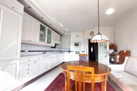 Zagreb, Zelengaj - četverosoban prekrasan stan 160 m2