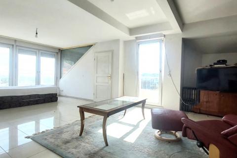 Zagreb, Zelengaj - četverosoban prekrasan stan 160 m2