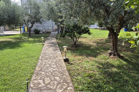 Istra, Poreč okolica - kamena kuća sa okućnicom 2 km od grada