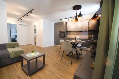 Rijeka, Stari Grad - stan 94 m² podijeljen u dva apartmana