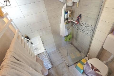 Zagreb, Ferenščica | Praktična i topla katnica za obiteljski život, 48 m2