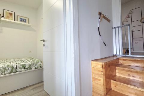 Zagreb, Ferenščica | Praktična i topla katnica za obiteljski život, 48 m2