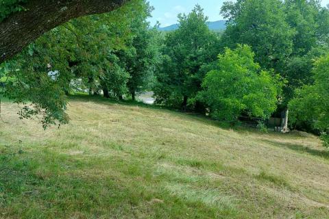 Lupoglav - građevinsko zemljište