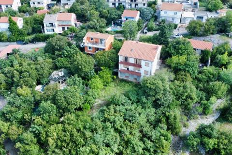 Jadranovo, 250m2 kuća s dva stana, pogled na more