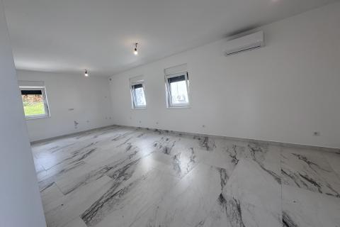 OTOK KRK-ČIŽIĆI apartman na prvom katu 
