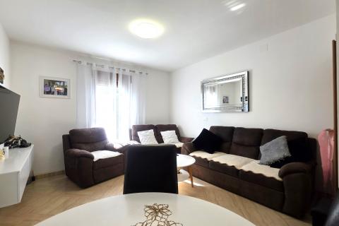 Istra,Umag-Dvije kuće s dozvolom za gradnju 6 stanova