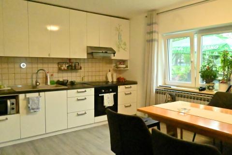 Tuheljske toplice - obiteljska kuća, katnica, okućnica 