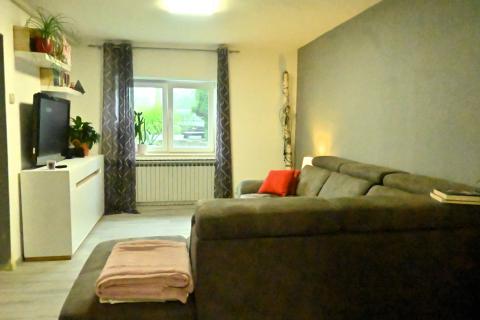 Tuheljske toplice - obiteljska kuća, katnica, okućnica 