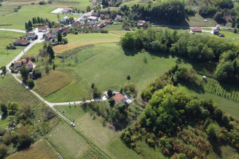 Bauland Velika Horvatska, Desinić, 2.407m2