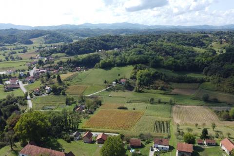 Bauland Velika Horvatska, Desinić, 2.407m2