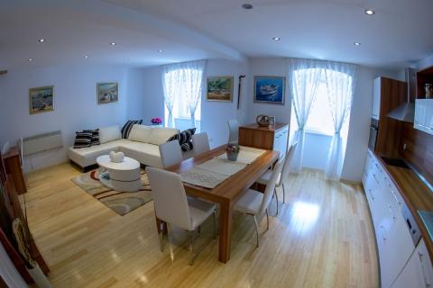 Дом Karlobag, 260m2