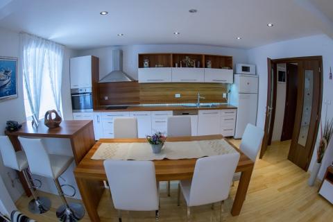 Дом Karlobag, 260m2