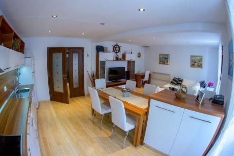 Дом Karlobag, 260m2