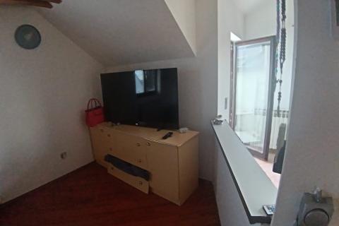 Zagreb, Dubrava, Žuti Breg stan 57 m2