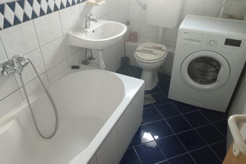 Zagreb, Dubrava, Žuti Breg stan 57 m2