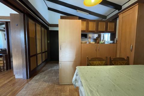 Novi Vinodolski, Bribir &ndash; house with 2 apartments and land