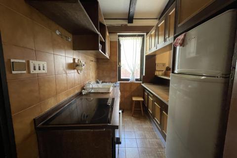 Novi Vinodolski, Bribir &ndash; house with 2 apartments and land