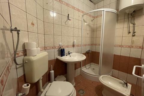 Novi Vinodolski, Bribir &ndash; house with 2 apartments and land