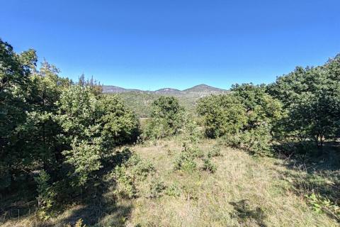 Krasica, Bakar, zemljište površine 7776m2, građevinsko 4200m2 + poljoprivredno 3576m2