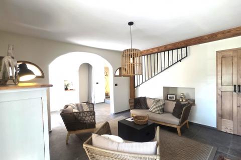 Istra,Buje-Triban-Renovinara kuća s bazenom