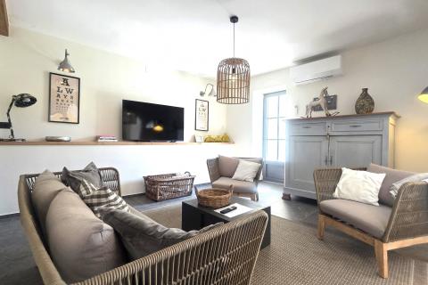 Istra,Buje-Triban-Renovinara kuća s bazenom