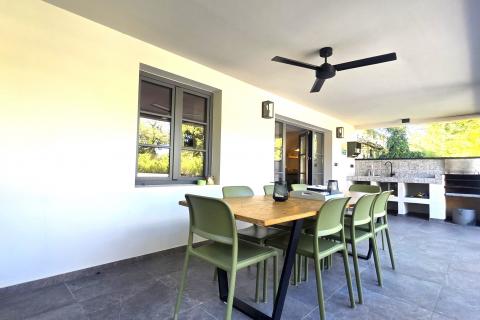 Istra,Buje-Triban-Renovinara kuća s bazenom