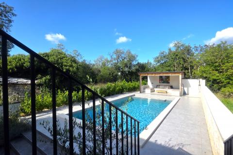 Istra,Buje-Triban-Renovinara kuća s bazenom