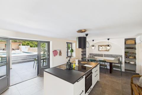 Istra,Buje-Triban-Renovinara kuća s bazenom