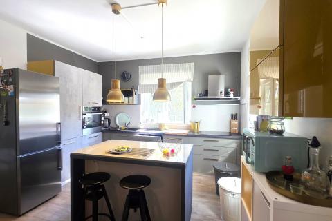 Istra,Lovrečica okolica-Samostojeća kuća s bazenom